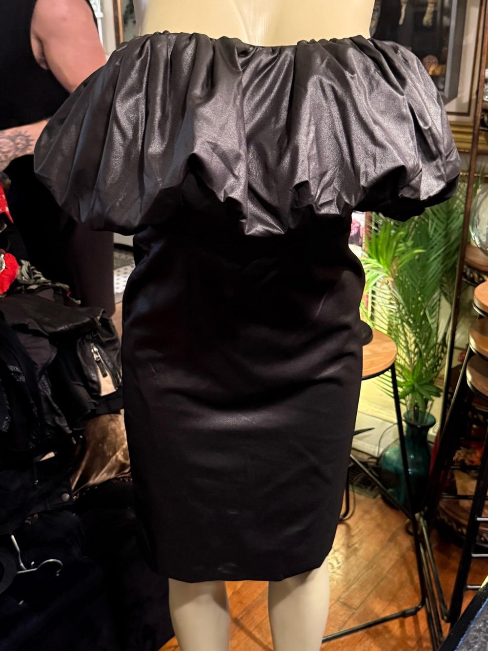 Black Strapless Bubble-Bodice Cocktail Dress